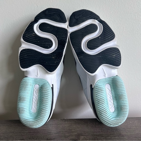 NIKE Women's Air Max Infinity 2 Shoe Size 7 #804 - Picture 9 of 9
